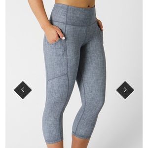 Kiava Grey Linen Capri